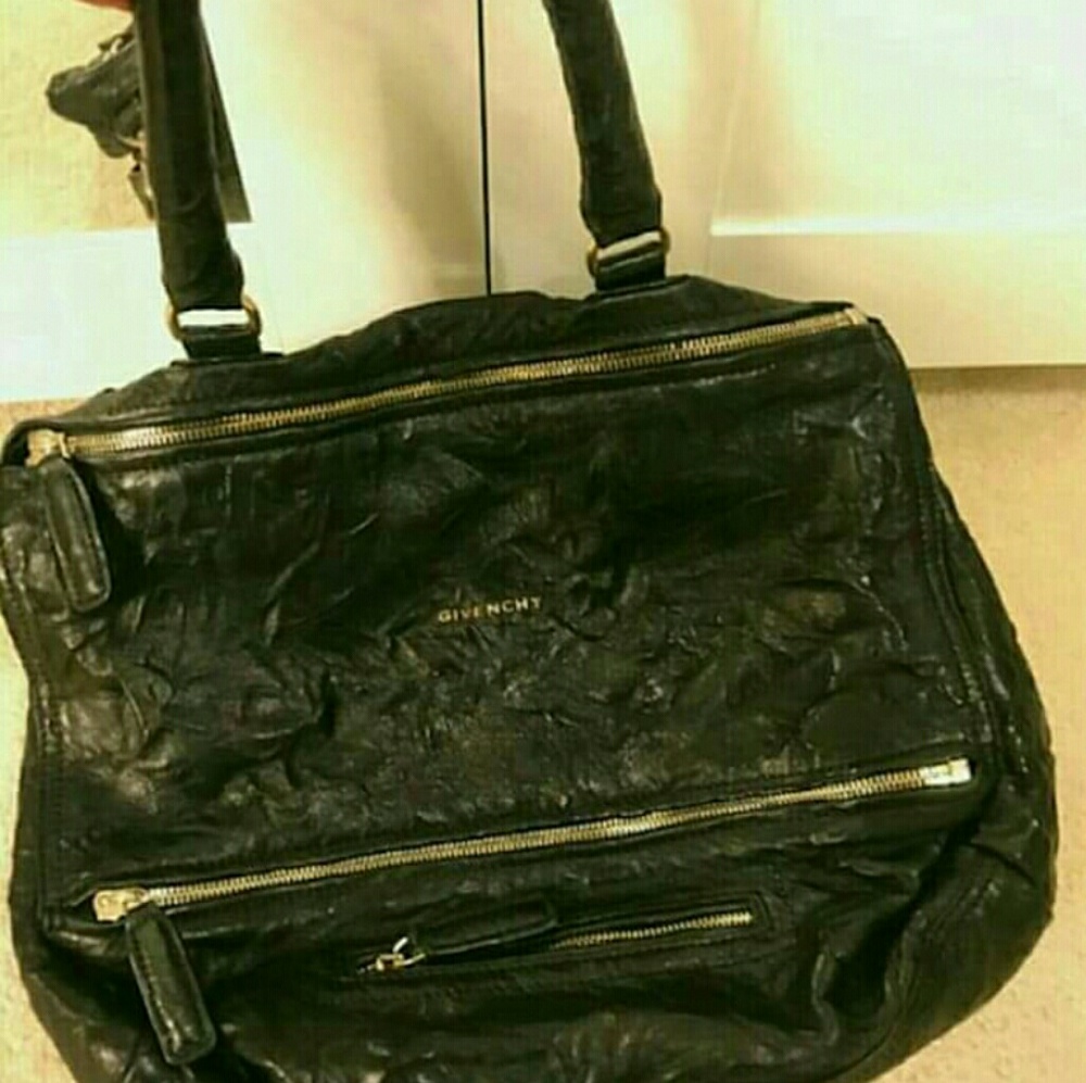 Sharing my pandora bag large size